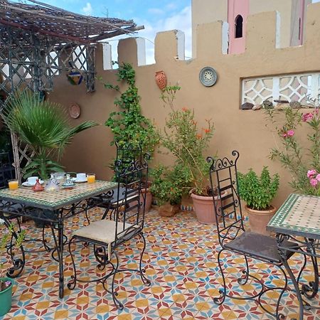 טרודאנט Chambres D'Hotes Les Amis מראה חיצוני תמונה