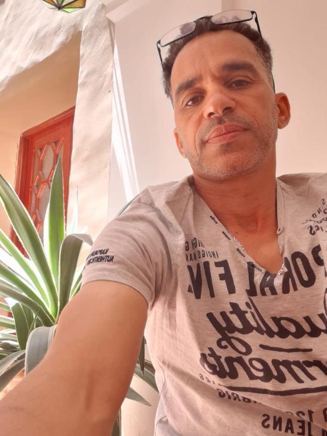 טרודאנט Chambres D'Hotes Les Amis מראה חיצוני תמונה