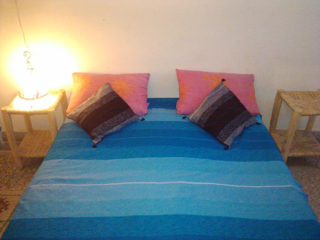 טרודאנט Chambres D'Hotes Les Amis חדר תמונה