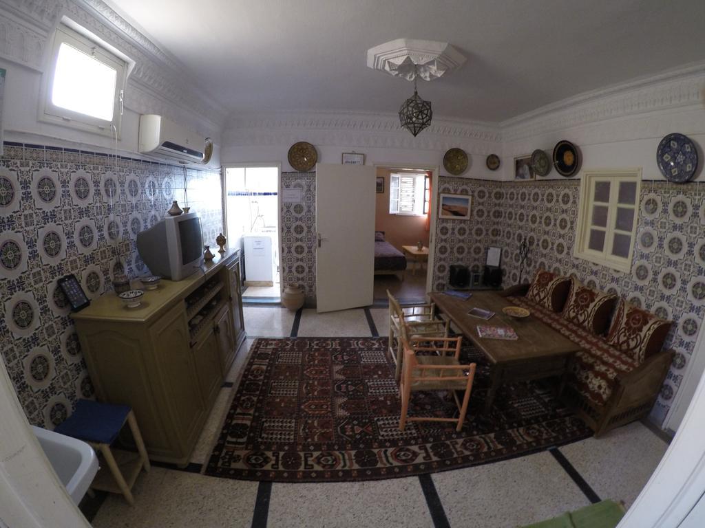 טרודאנט Chambres D'Hotes Les Amis מראה חיצוני תמונה